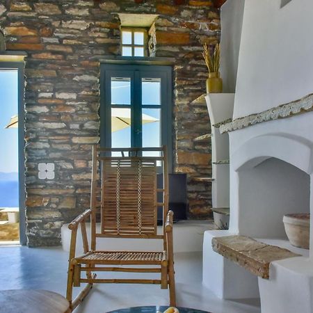 Living Theros Luxury Suites Kardhianí エクステリア 写真