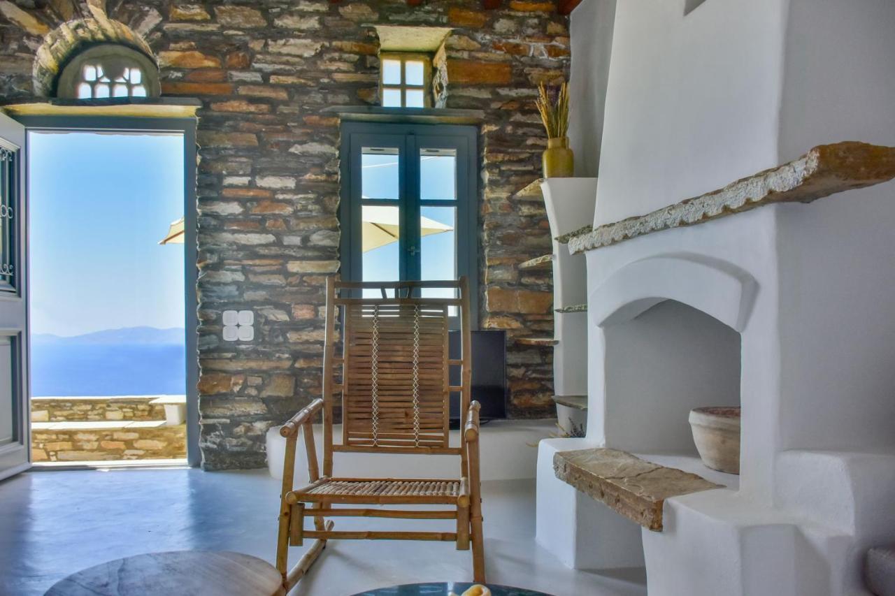 Living Theros Luxury Suites Kardhianí エクステリア 写真