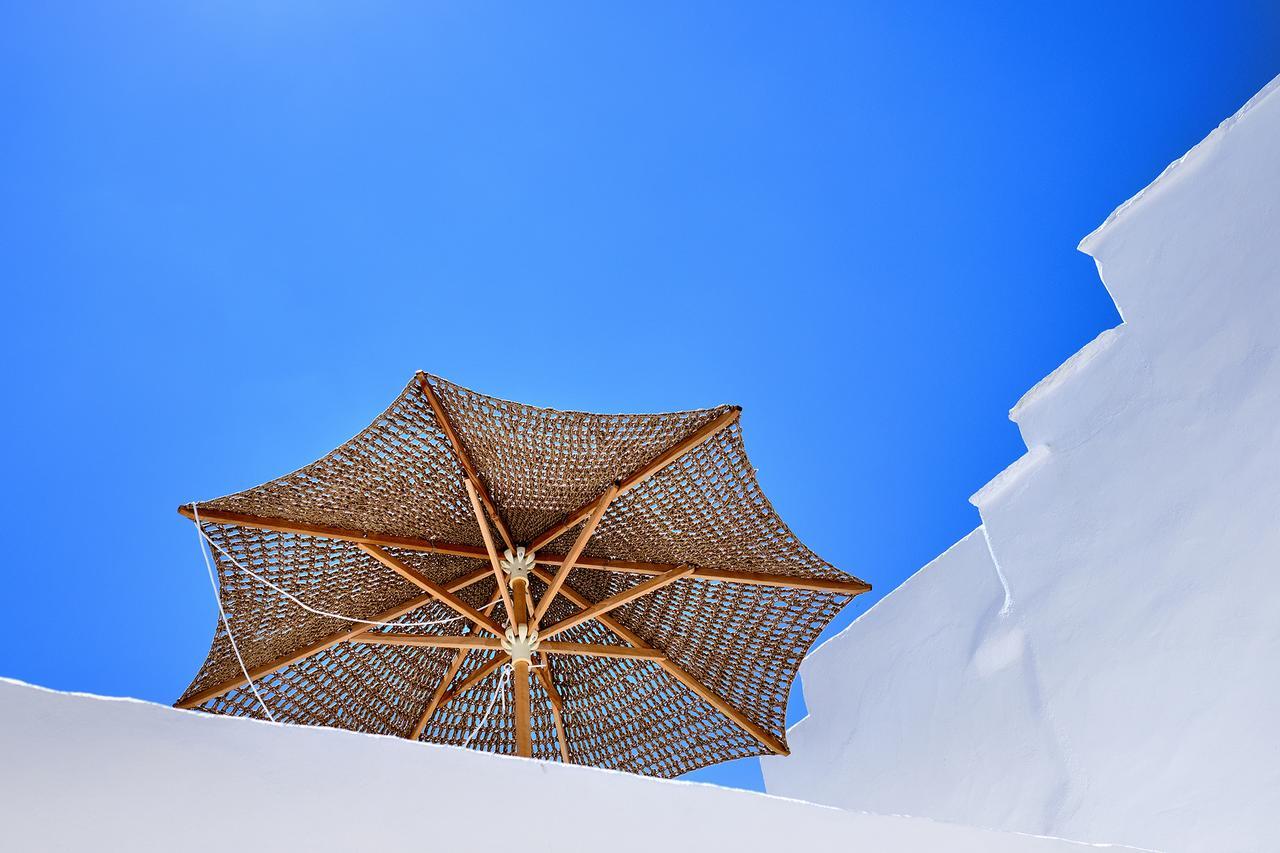 Living Theros Luxury Suites Kardhianí エクステリア 写真