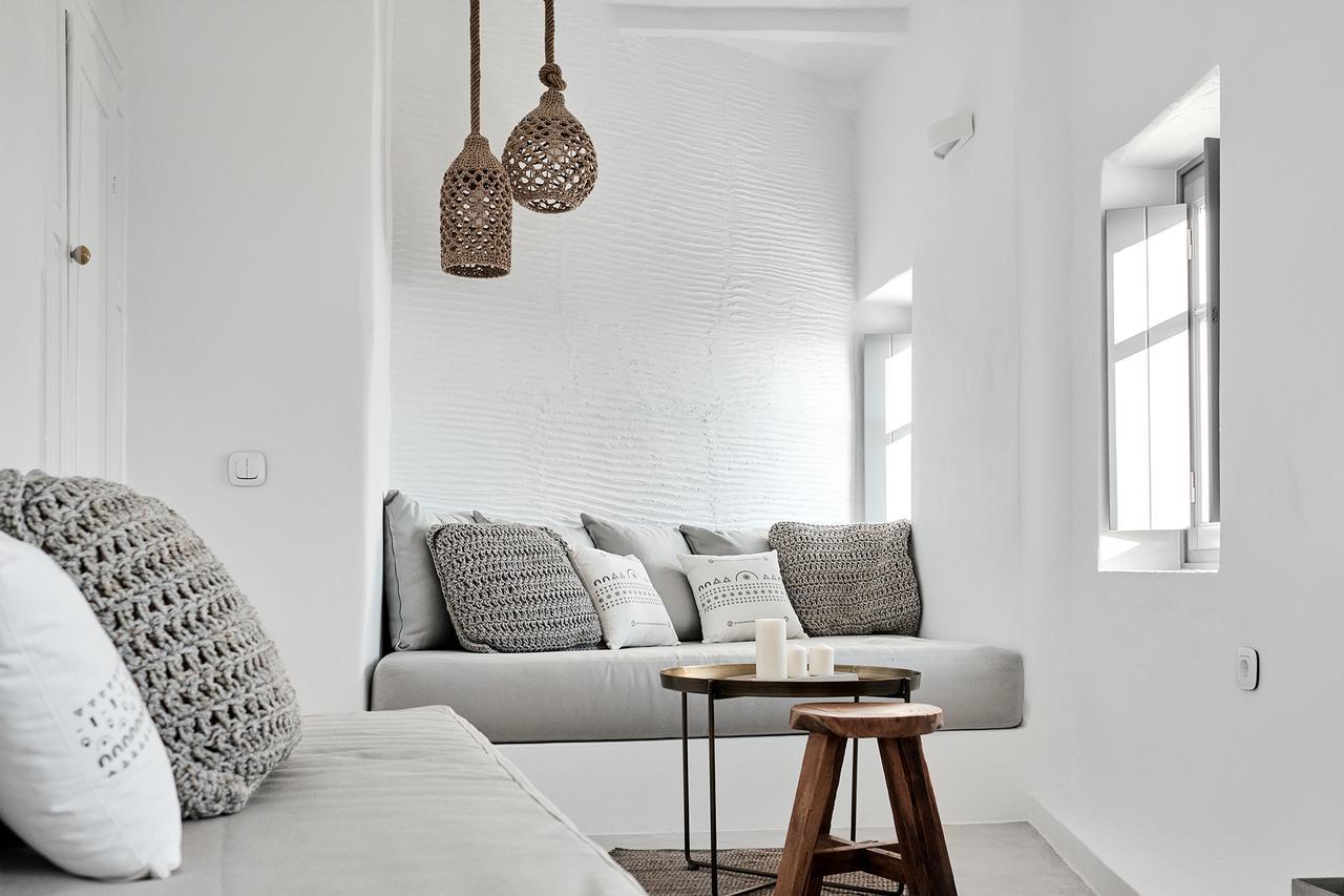 Living Theros Luxury Suites Kardhianí エクステリア 写真