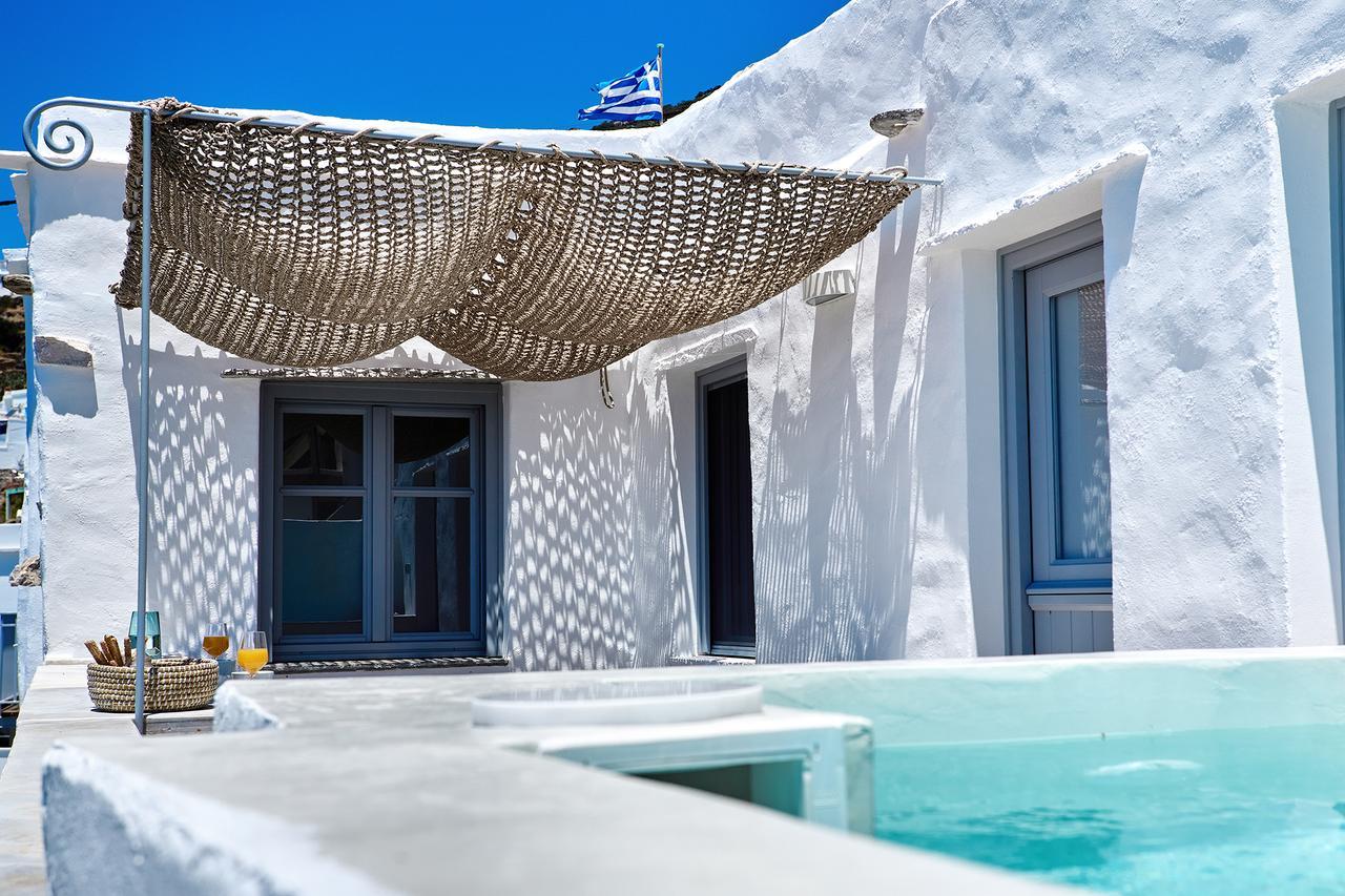 Living Theros Luxury Suites Kardhianí エクステリア 写真