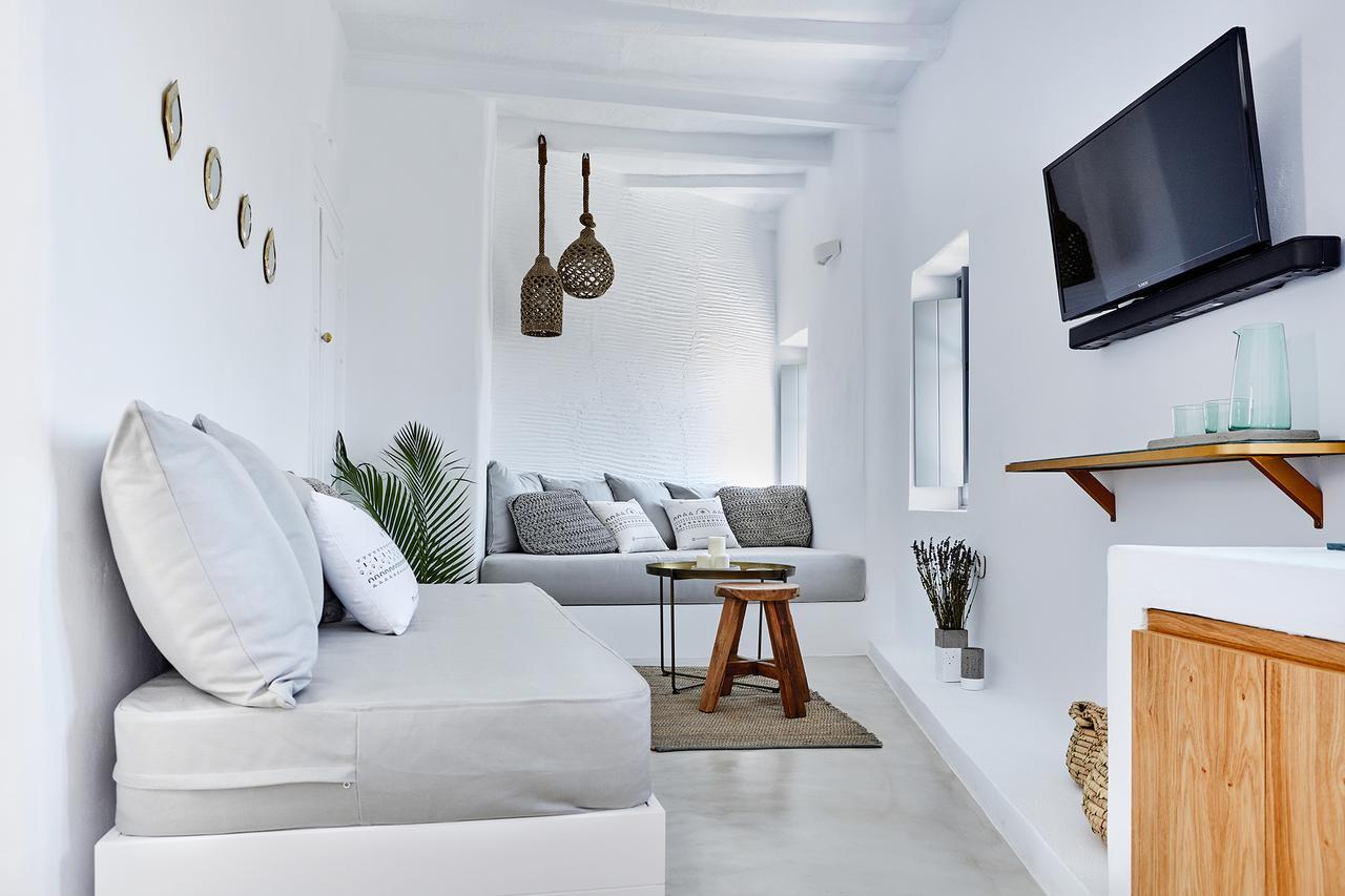 Living Theros Luxury Suites Kardhianí エクステリア 写真
