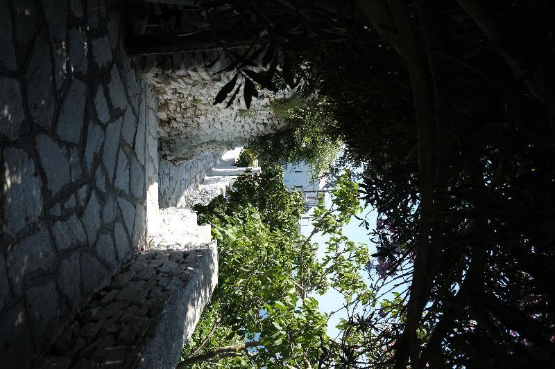Living Theros Luxury Suites Kardhianí エクステリア 写真